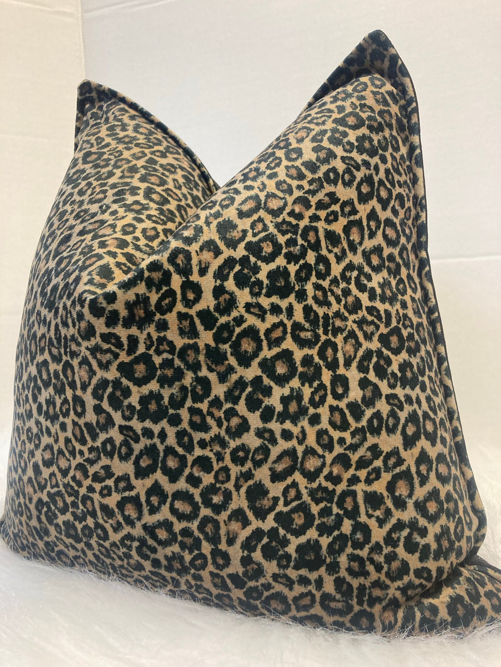 Harlequin designer velvet in leopard print 40x 40 cm cushion cover