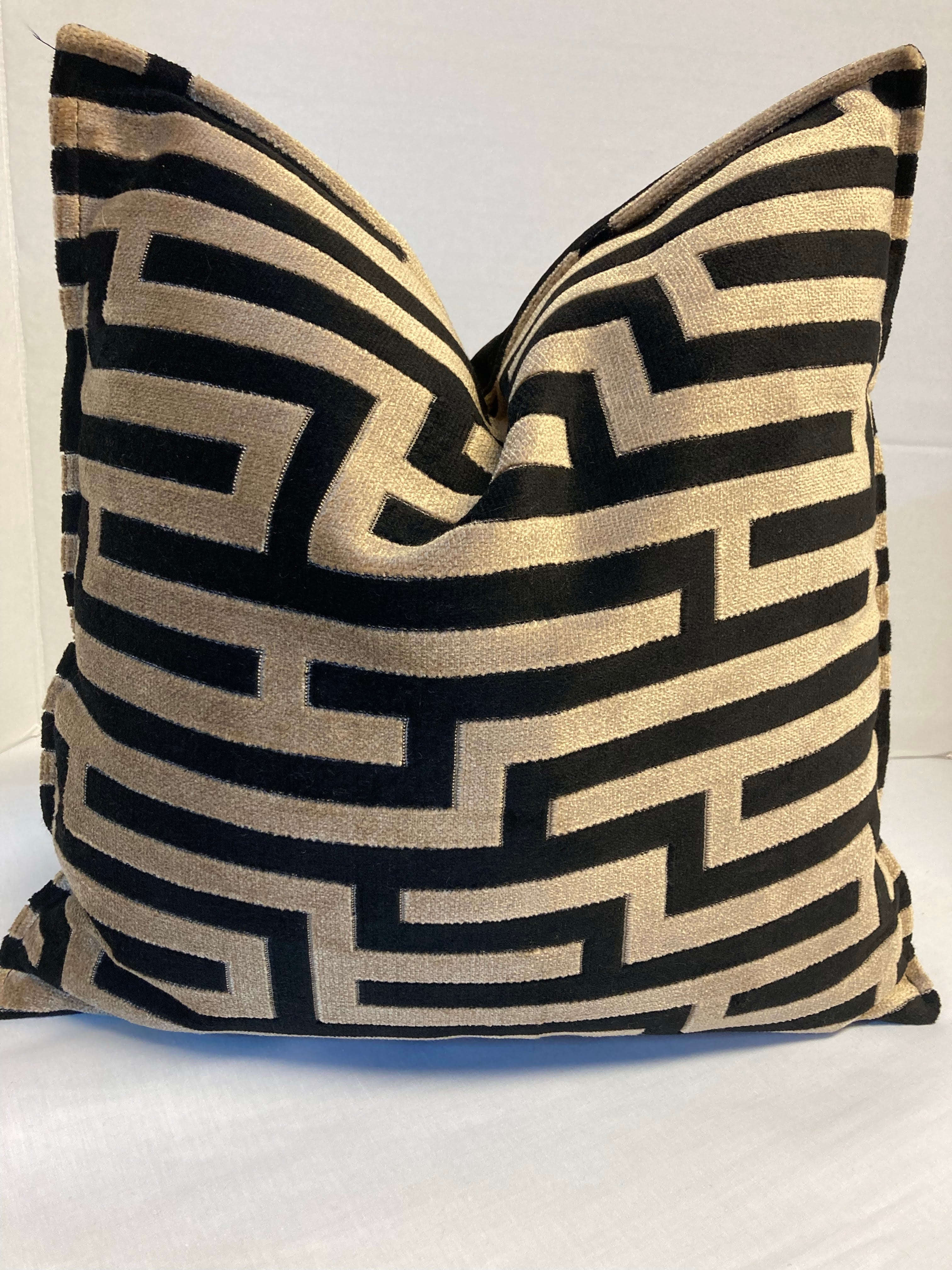 Maze-cut Velvet Black and Gold Cushion Cover