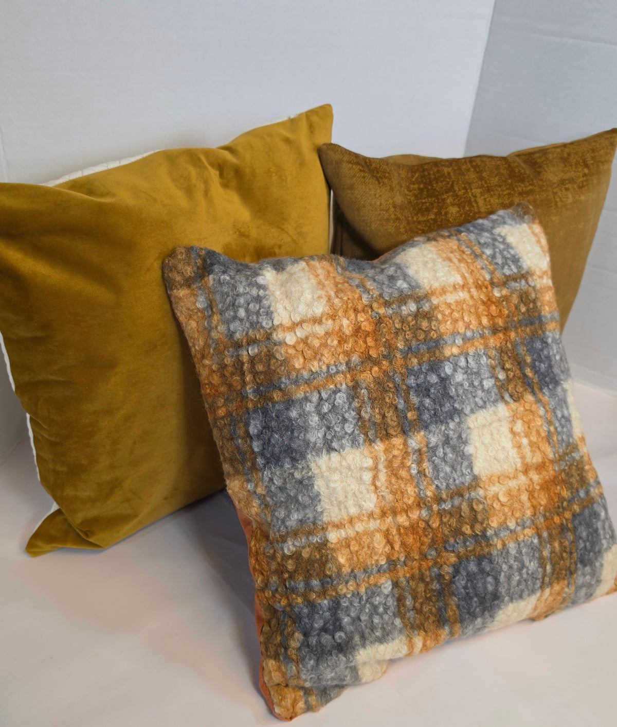 Luxury gold / Ochre Velvet Textured Cushion Cover 40cm x 40cm - Cushions Galore