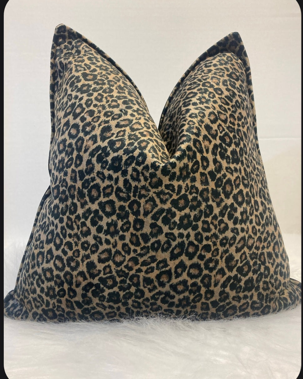Harlequin designer velvet in leopard print 40x 40 cm cushion cover